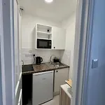 Ξενοδοχείο με διαμερίσματα Sarum