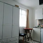 Ξενοδοχείο με διαμερίσματα Sarum