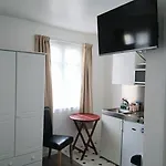 Ξενοδοχείο με διαμερίσματα Sarum 4*