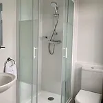 Ξενοδοχείο με διαμερίσματα Sarum