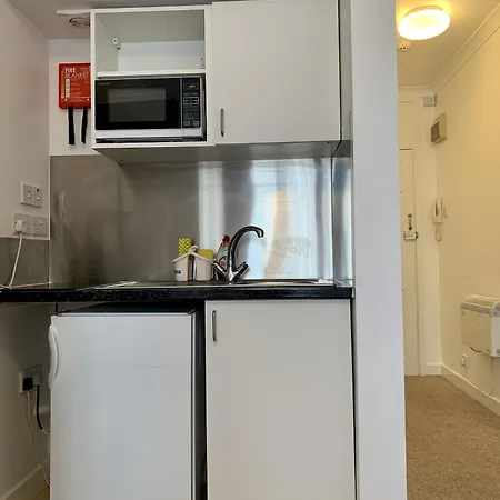 Hotel apartamentowy Sarum 2*