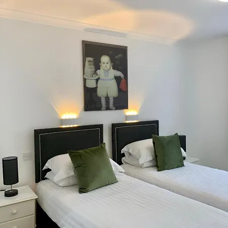 Sarum Saint Helier Jersey