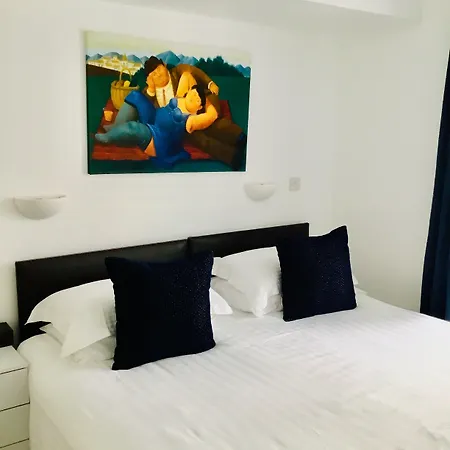 アパートホテル Sarum Saint Helier Jersey