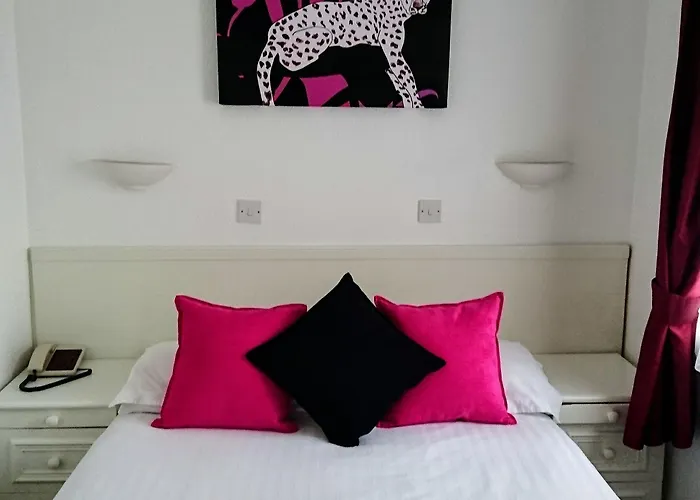 Sarum 4* Saint Helier Jersey